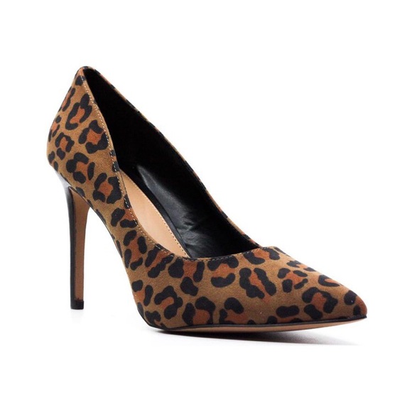 BCBGeneration Shoes - BRAND NEW BCBG animal print pumps